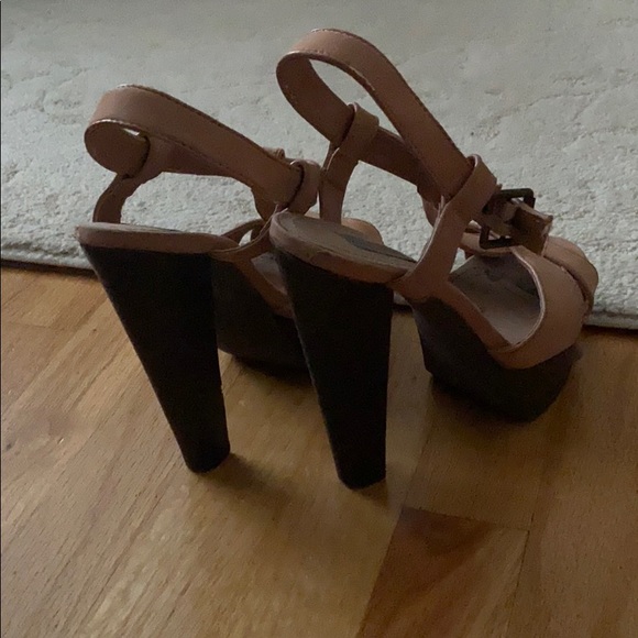 Steve Madden tan heels size 7 - Picture 3 of 3